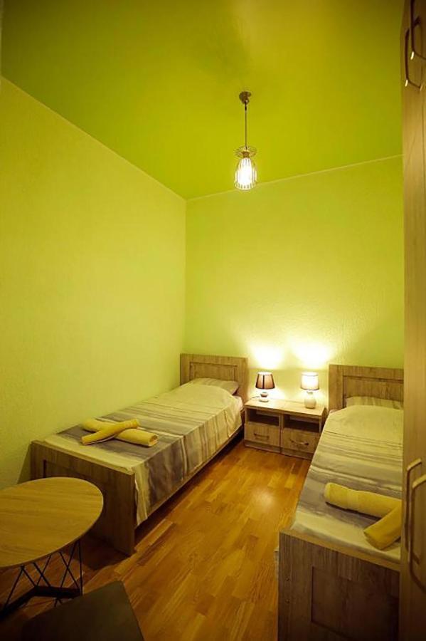 Nickos Hotel Kutaisi Ngoại thất bức ảnh